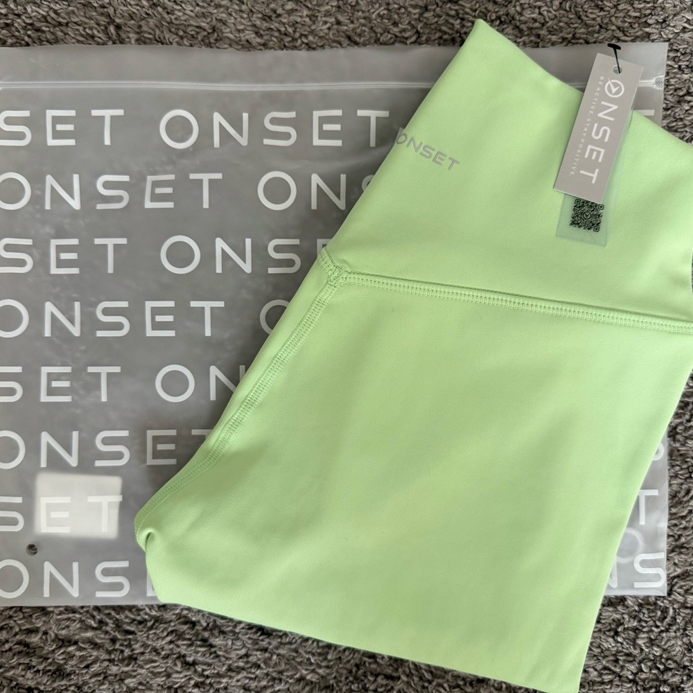 ONSET Light Green Leggings